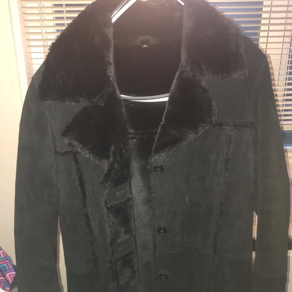 Black Shearling Coat. - image 4